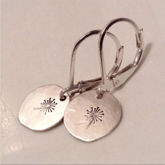 #42 Sterling Silver Boho Dandelion Disc Earrings - Picture 2 of 4